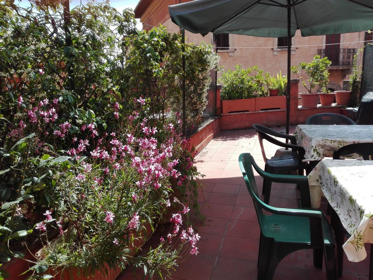 ペルージャ Al Giardino Di Alice Bed & Breakfast エクステリア 写真