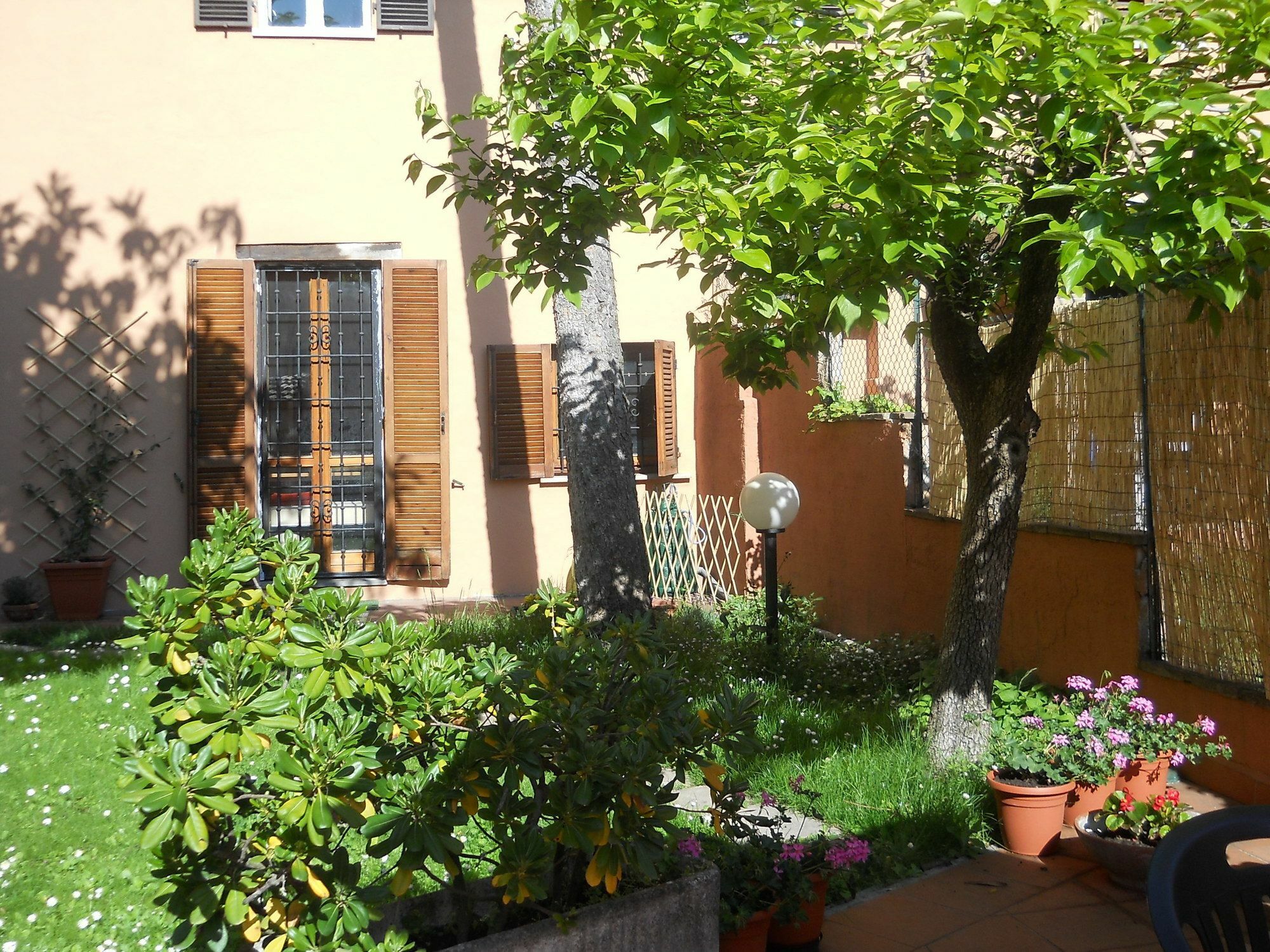 ペルージャ Al Giardino Di Alice Bed & Breakfast エクステリア 写真